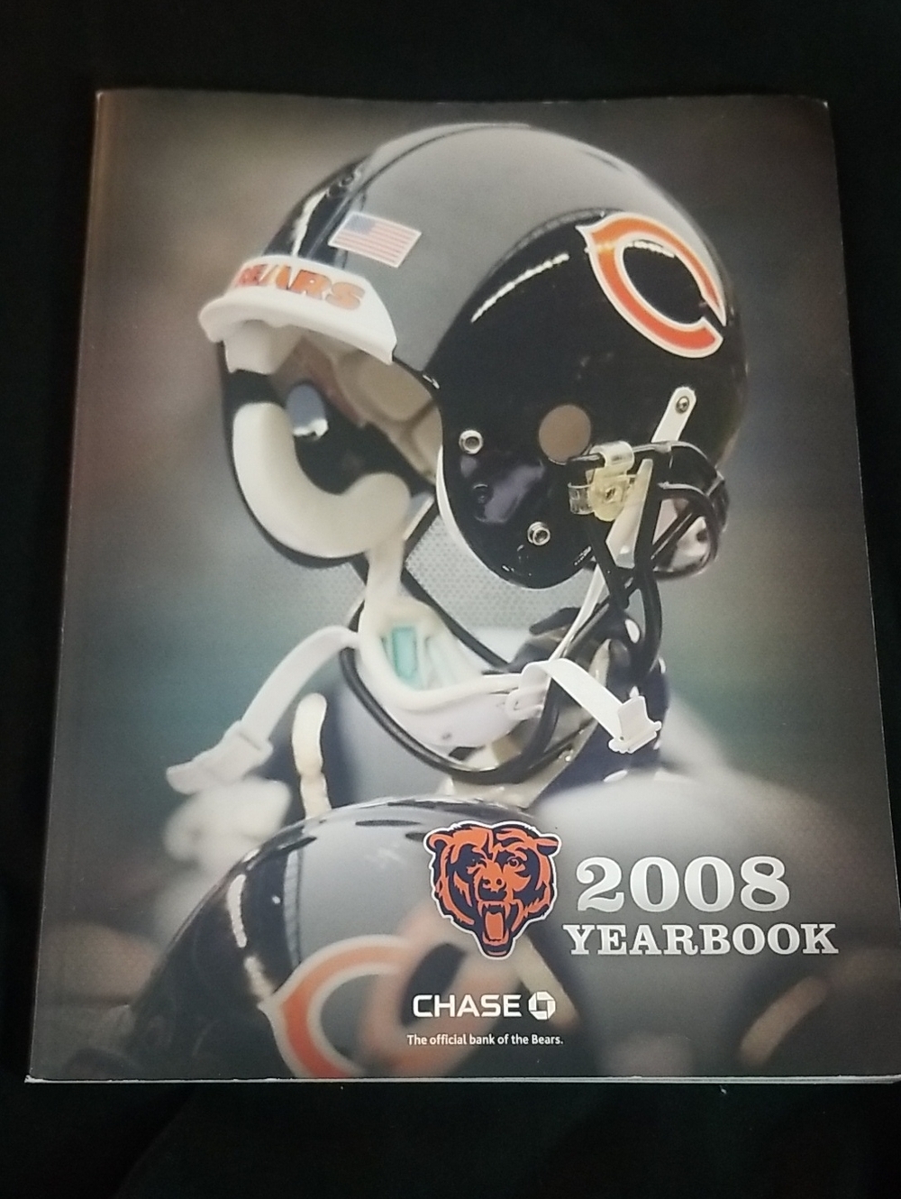 2008 CHICAGO Bears Yearbook - By CHASE
